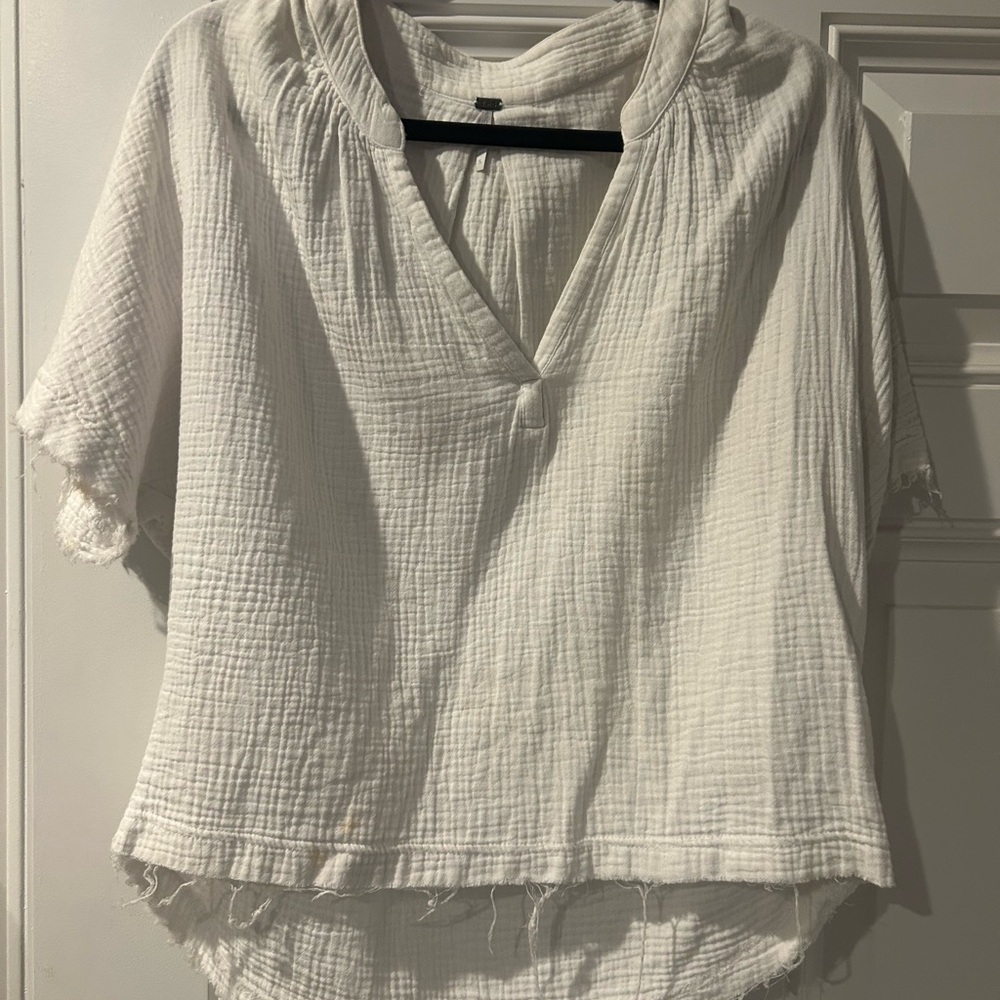 Chic White Textured Blouse